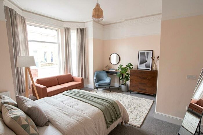 1 Bedroom Semi Detached House To Rent In Alma Road, Southampton, SO14