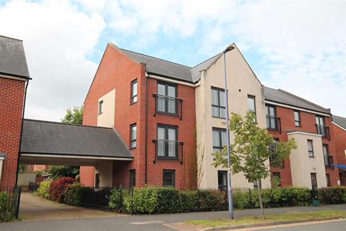 2 Bedroom Flat To Rent In Jenner Boulevard, Emersons Green, Bristol, BS16