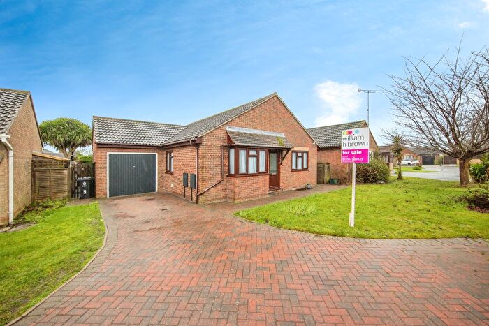 3 Bedroom Detached Bungalow For Sale In Shackleton Close, Harwich, CO12