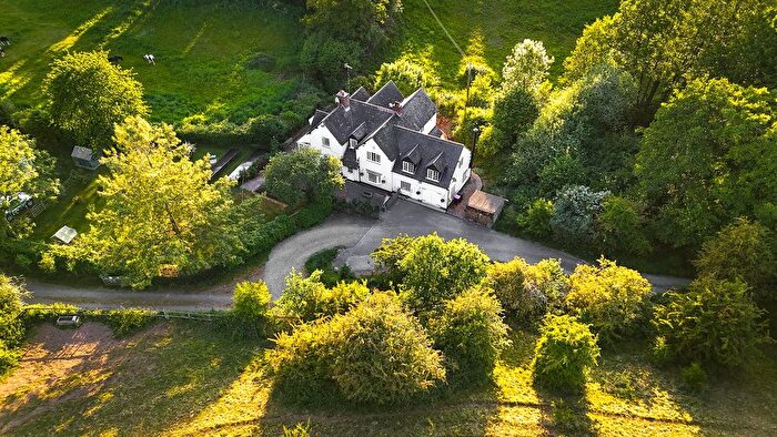 5 Bedroom Detached House For Sale In Rawn Hill Cottage, Mancetter, Warwickshire, CV9