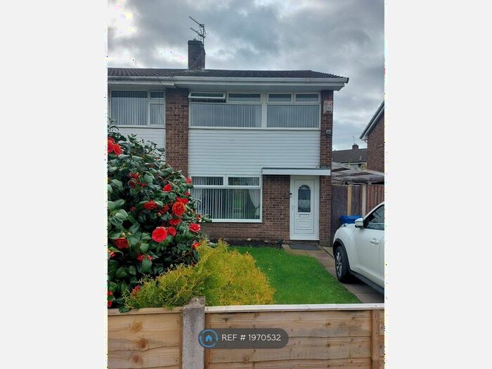 3 Bedroom Semi-Detached House To Rent In Worsborough Avenue, Warrington, Cheshire, WA5
