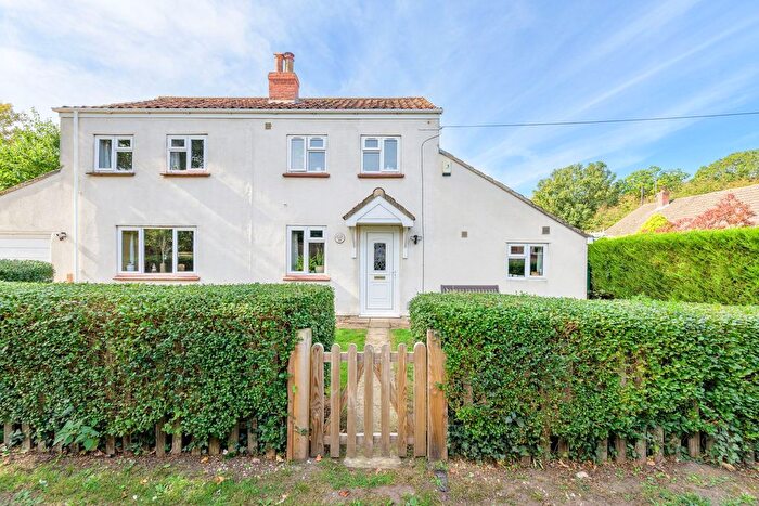3 Bedroom Detached House For Sale In Waterloo Road, Hainford, NR10