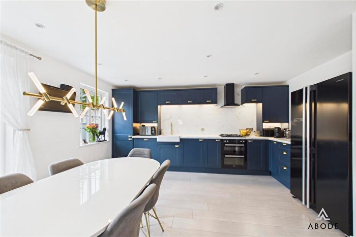 4 Bedroom Town House For Sale In Forest School Street, Rolleston-On-Dove, Burton-On-Trent, DE13