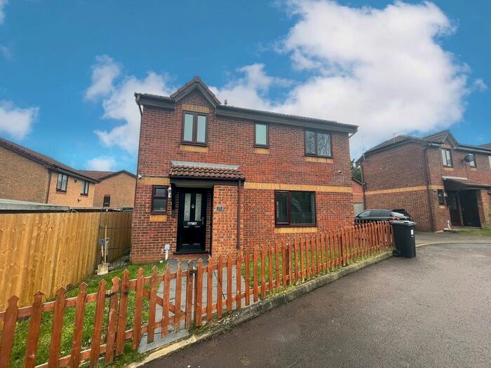 3 Bedroom Property To Rent In Whitley Mead, Stoke Gifford, Bristol, BS34