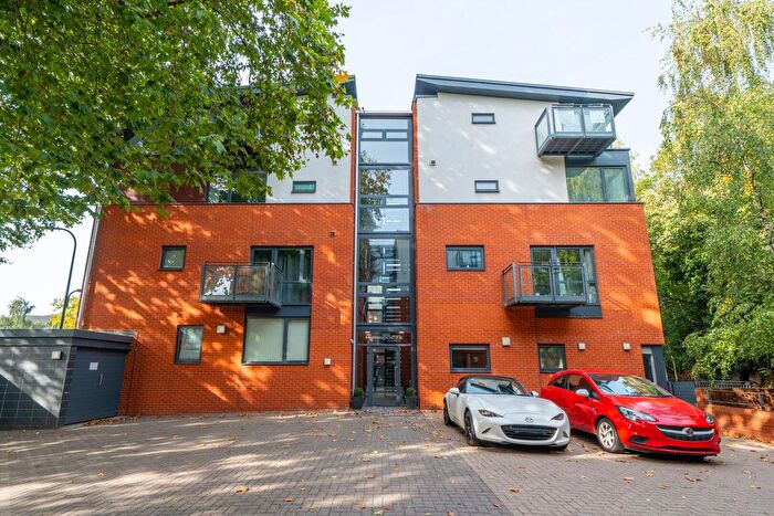 2 Bedroom Flat For Sale In Castle Boulevard, Nottingham, NG7