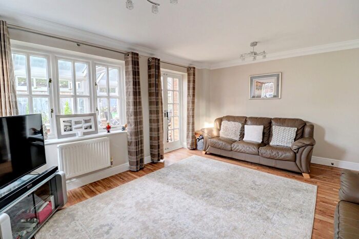 4 Bedroom Detached House For Sale In Gables Meadow, Holmer Green, Buckinghamshire, HP15