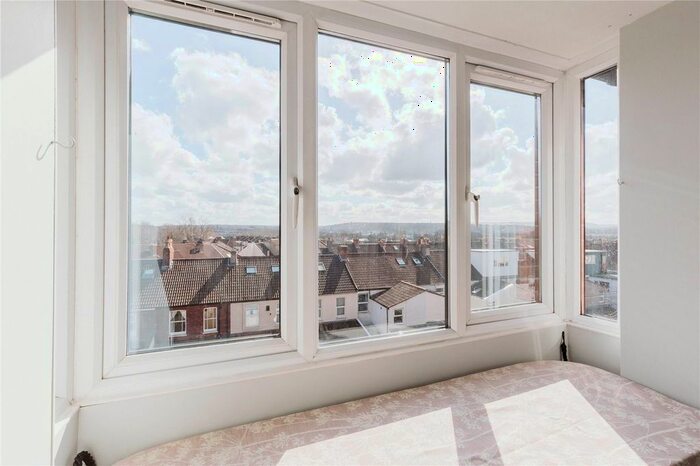 1 Bedroom Flat To Rent In Victoria Avenue, Bristol, BS5