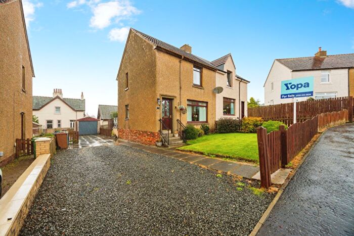 2 Bedroom Semi-Detached House For Sale In Hillside Drive, Blackridge, EH48