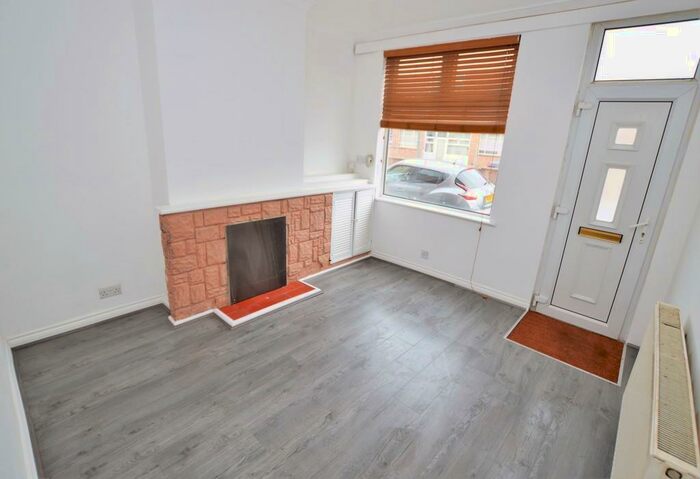 2 Bedroom Terraced House To Rent In Station Street, Wigston, Leicestershire, LE18