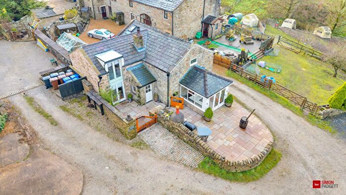 3 Bedroom Detached House For Sale In Hollin Hall, Colne, BB8