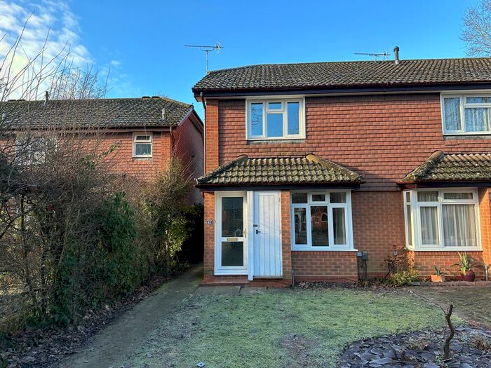 2 Bedroom End Of Terrace House To Rent In Latham Road, Romsey, SO51