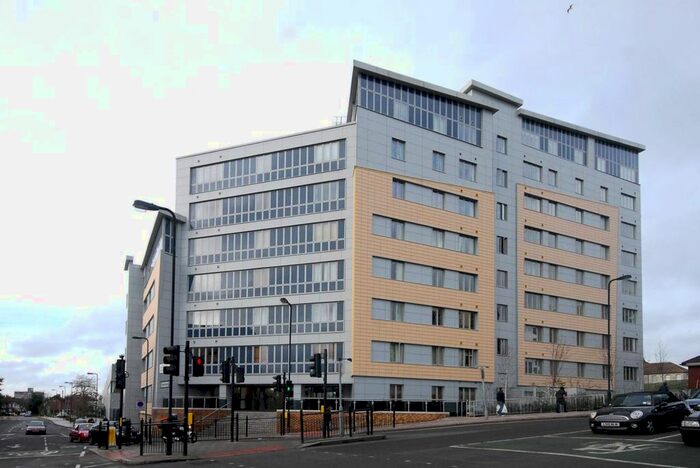 2 Bedroom Flat To Rent In Luminosity Court, Drayton Green Road, Ealing, W13