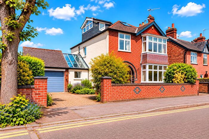 4 Bedroom Detached House For Sale In Edward Road, West Bridgford, Nottingham, NG2