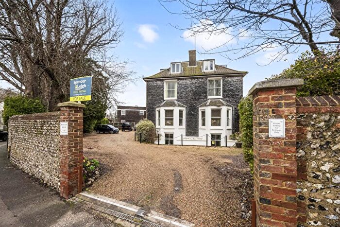 2 Bedroom Flat For Sale In Old London Road, Patcham Village, Brighton, BN1