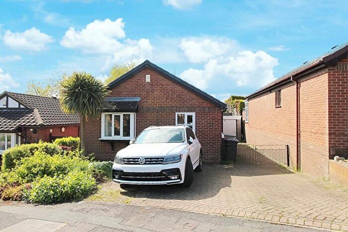 2 Bedroom Detached Bungalow For Sale In Fenton Fields, Rotherham, S61