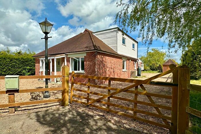 4 Bedroom Detached House For Sale In Church Road, Ashford, TN26