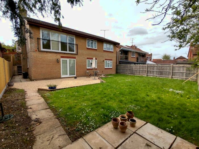 4 Bedroom Detached House To Rent In Cygnet Drive, Durrington, SP4