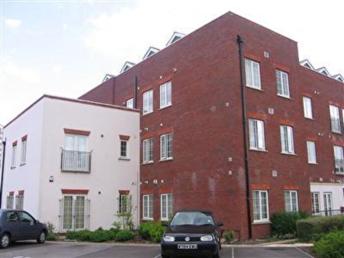 2 Bedroom Apartment To Rent In Parade Court, Speedwell, Bristol, BS5