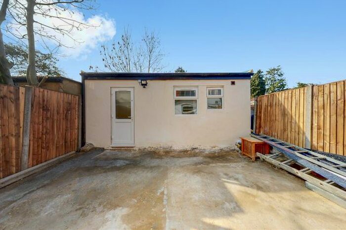 Studio To Rent In Lancelot Crescent, Wembley, HA0