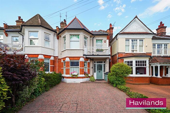 1 Bedroom Flat For Sale In Compton Road, Winchmore Hill, N21