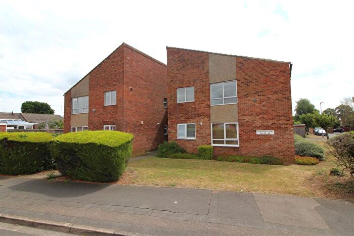 2 Bedroom Apartment For Sale In Stoneleigh Court, Longthorpe, Peterborough, PE3