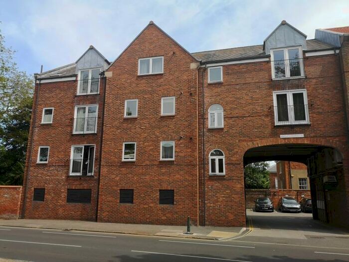 2 Bedroom Apartment To Rent In Regal Court, Manor Road, Beverley, HU17
