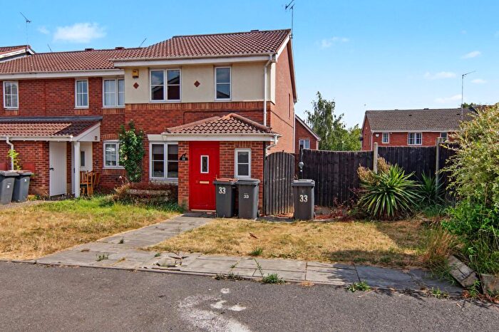 3 Bedroom End Of Terrace House For Sale In Reuben Avenue, Nuneaton, CV10