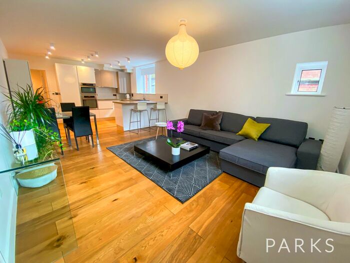 3 Bedroom Flat To Rent In Florence Road, Brighton, BN1