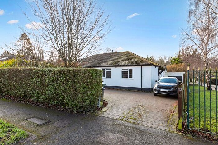 3 Bedroom Bungalow For Sale In Chiltern Avenue, Bushey, WD23