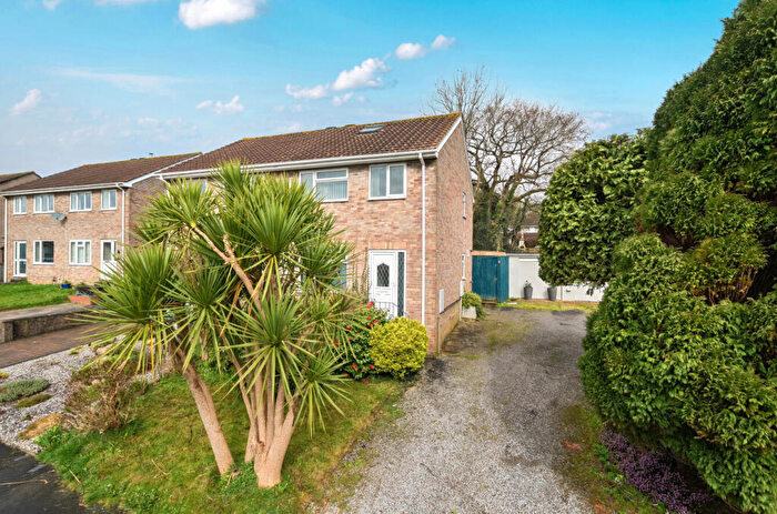 3 Bedroom Semi Detached House For Sale In Julian Road, Ivybridge, Devon, PL21