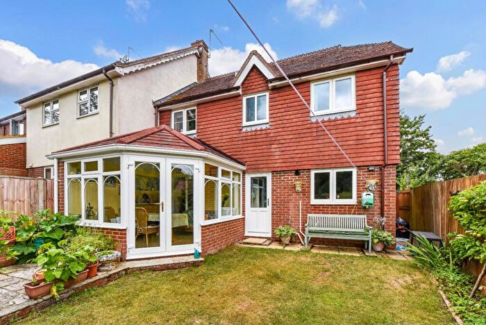 3 Bedroom End Of Terrace House For Sale In London Road, Rake, Liss, West Sussex, GU33