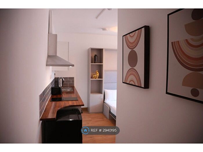 Studio To Rent In Grafton Road, London, NW5