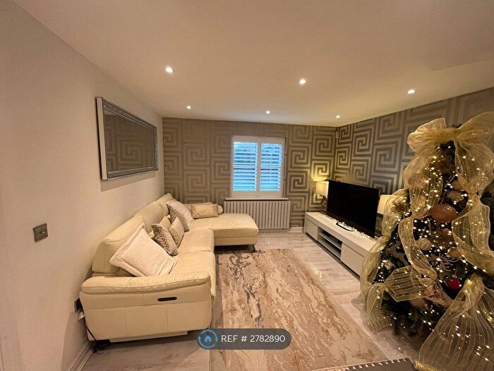 2 Bedroom Flat To Rent In Colonel Drive, Liverpool, L12