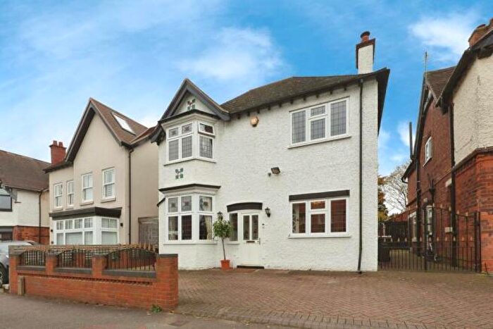3 Bedroom Detached House For Sale In Jockey Road, Boldmere, Sutton Coldfield, B73
