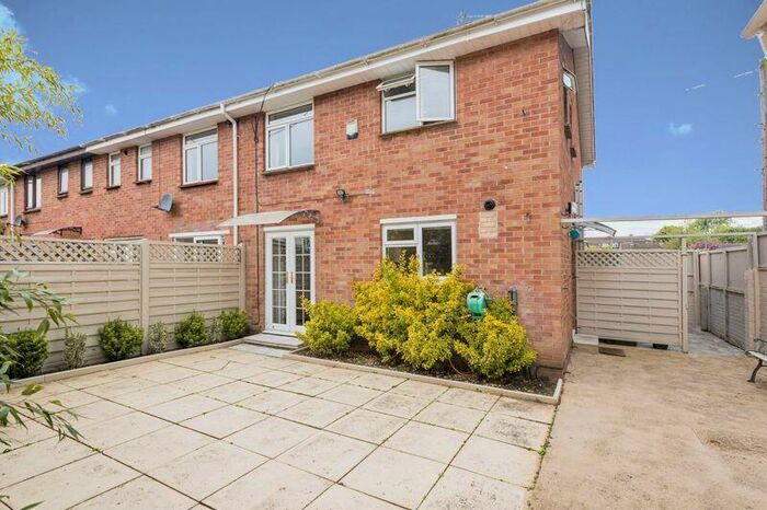 3 Bedroom Semi-Detached House To Rent In Alice Smith Square, Oxford, OX4