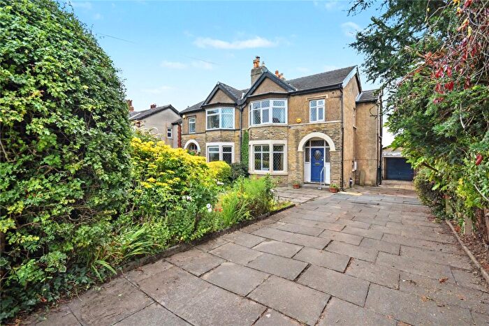 3 Bedroom Semi Detached House For Sale In Selby Road, Leeds, West Yorkshire, LS15