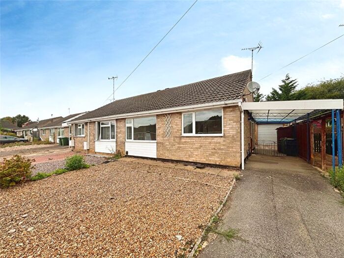 2 Bedroom Bungalow To Rent In Nene Drive, Oadby, Leicester, Leicestershire, LE2