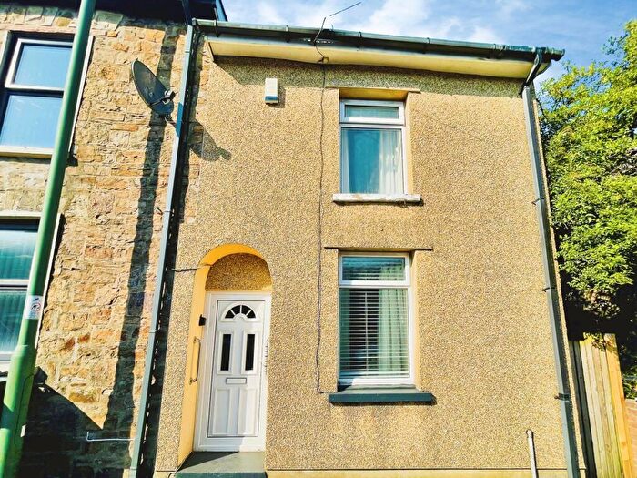 2 Bedroom End Of Terrace House To Rent In George Street, Brynmawr, NP23