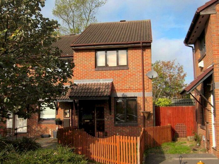2 Bedroom House To Rent In Crucible Close, Chadwell Heath, Romford, RM6