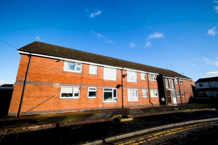 2 Bedroom Flat To Rent In Ashcroft Avenue, Orchard Lodge Ashcroft Avenue, L39