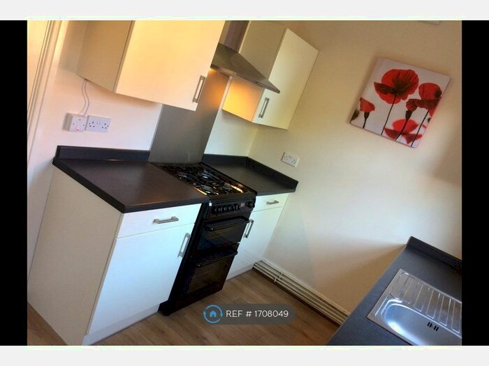2 Bedroom Flat To Rent In Oxford Road, Liverpool, L22