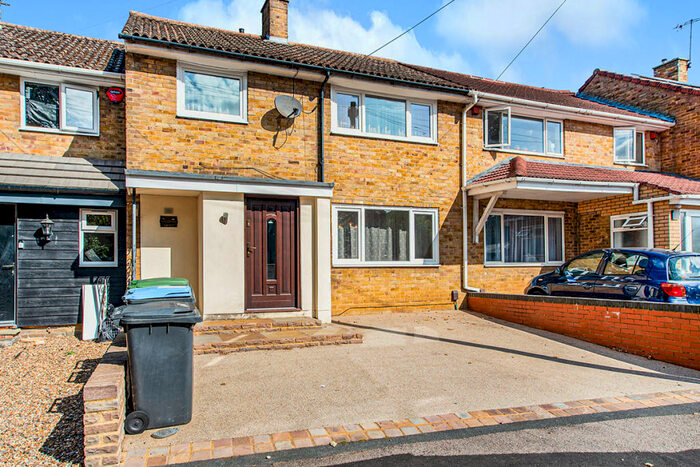 3 Bedroom Terraced House To Rent In Eastwick Row, Hemel Hempstead, Hertfordshire, HP2