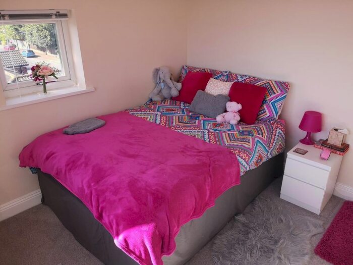 2 Bedroom Flat To Rent In Belmont Road, Southampton, SO17