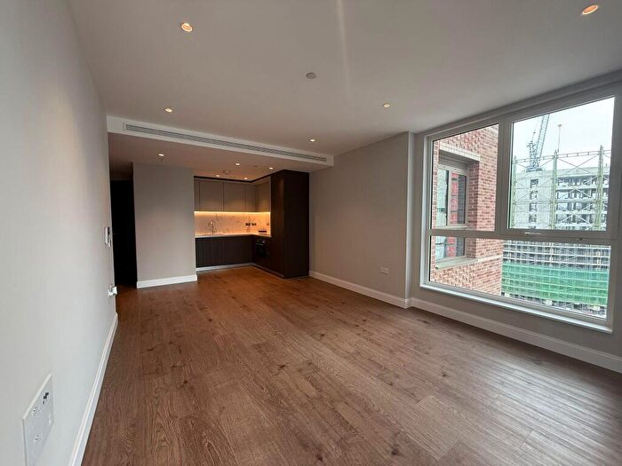 1 Bedroom Flat To Rent In Kennington Lane, London, SE11