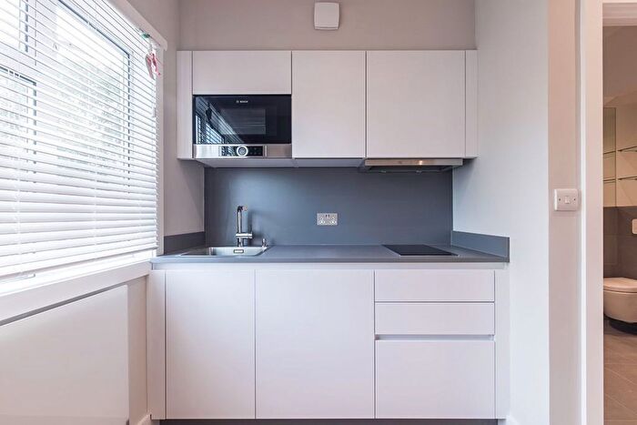 Studio To Rent In Seaford Road, London, W13