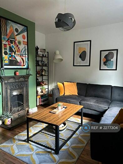 2 Bedroom Semi-Detached House To Rent In Mainwaring Drive, Saltney Ferry, Chester, CH4