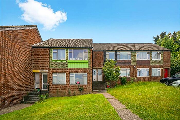 2 Bedroom Maisonette To Rent In Sudbury Court Road, Harrow, HA1