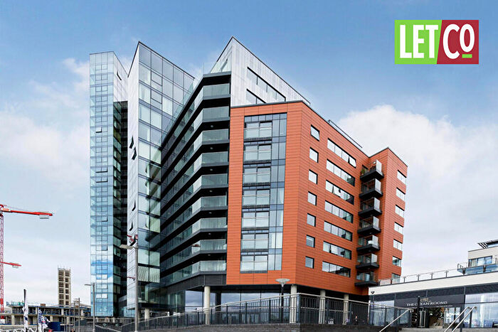 3 Bedroom Apartment To Rent In The Hawkins Tower, Admirals Quay, Ocean Village, Southampton, SO14