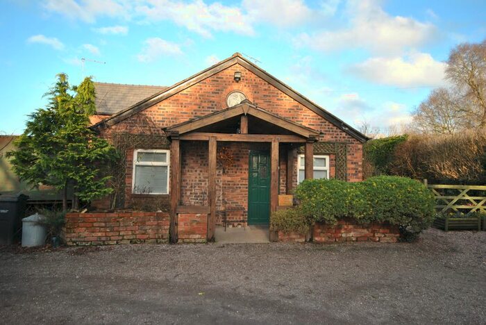 3 Bedroom Barn Conversion To Rent In Chester Road, Tushingham, Whitchurch, SY13