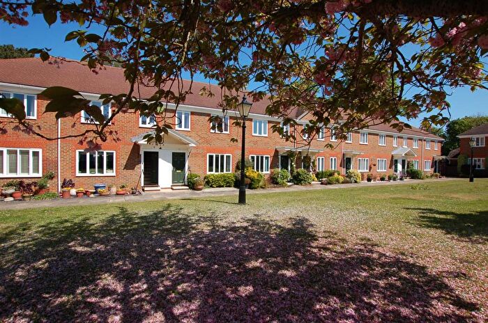 2 Bedroom Terraced House For Sale In Nevill Court, West Malling, ME19